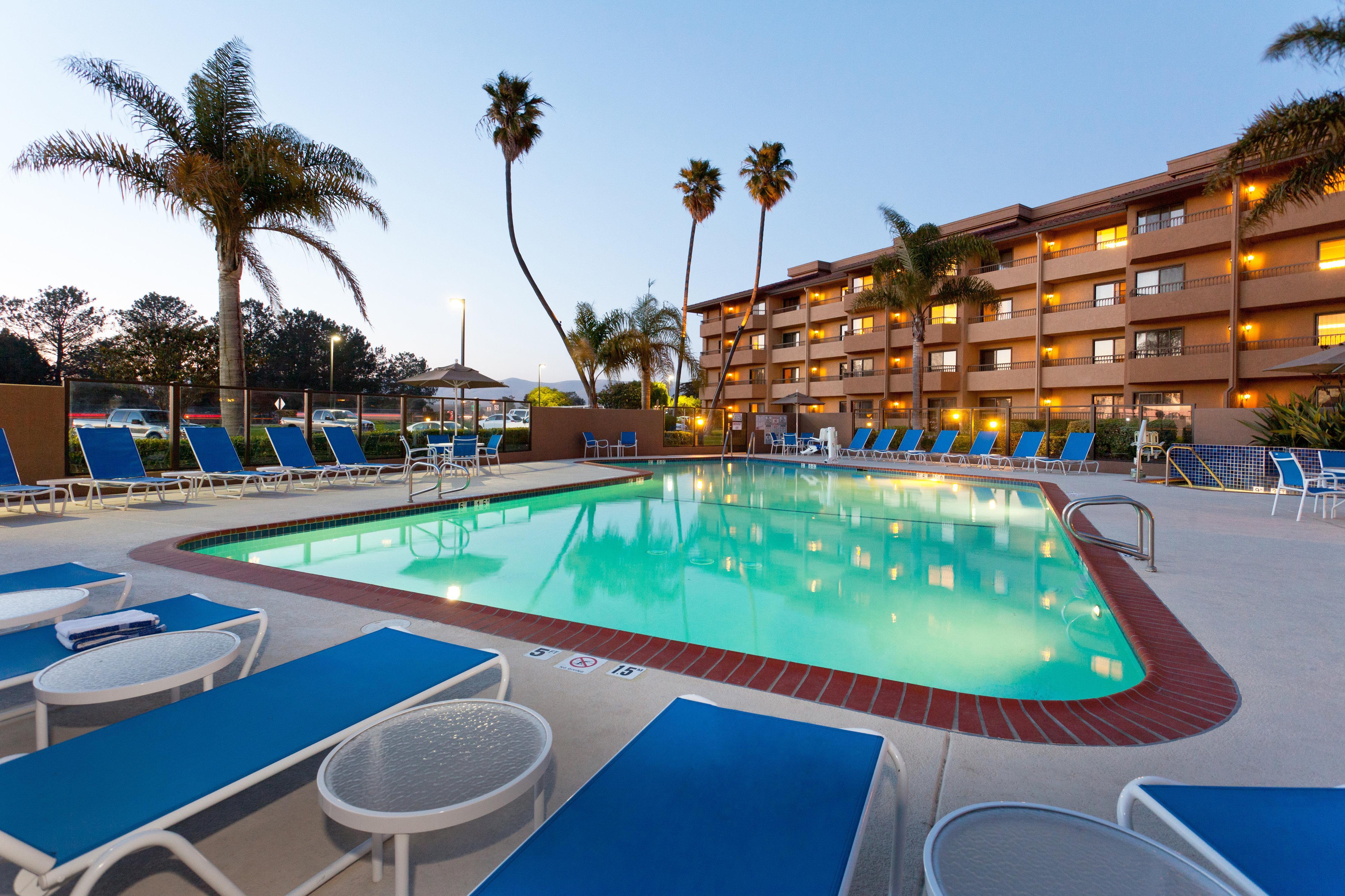 Holiday Inn & Suites Santa Maria, An Ihg Hotel Exterior photo